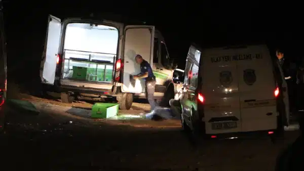Adana’da seyir tepesinde dehşet… 1’i kadın 3 kişi öldürüldü Haber gorseli